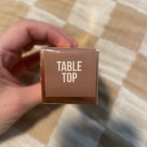 NIB Jeffree Star Cosmetics The Gloss in Table Top - Picture 2 of 3